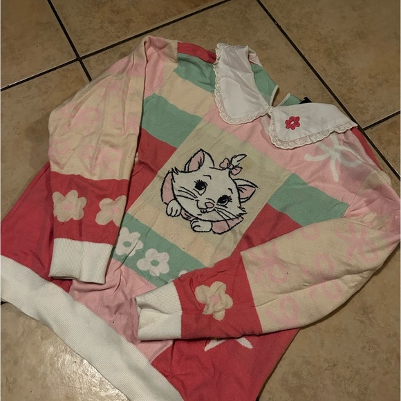 Disney The Aristocats Marie Floral Collared Women's Sweater - BoxLunch Exclusive - Picture 3 of 5